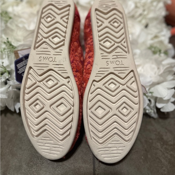 TOMS Women's Coral Lace Flats - Picture 4 of 5